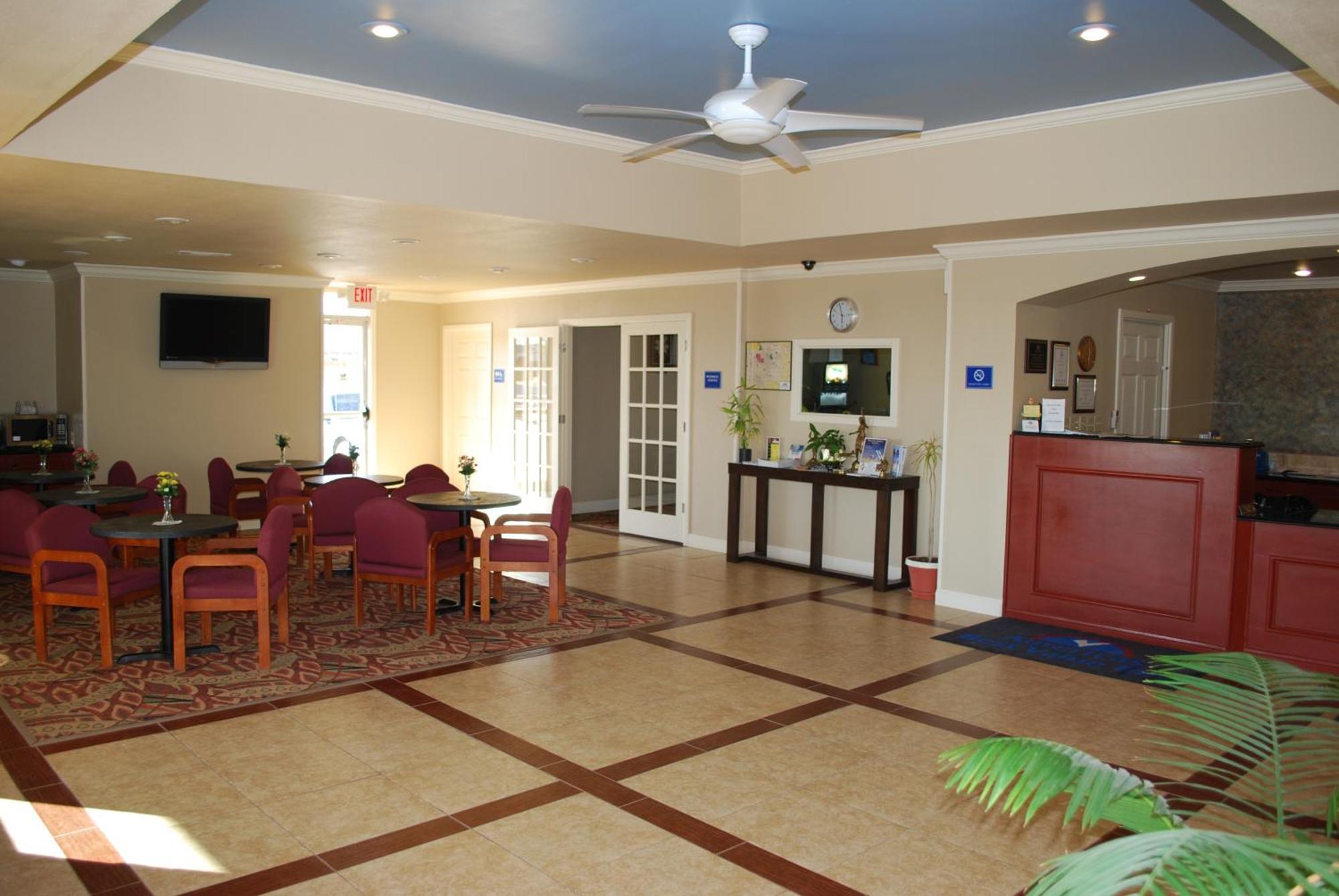 Americas Best Value Inn Lubbock East Kültér fotó