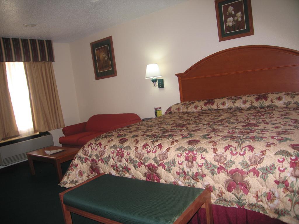 Americas Best Value Inn Lubbock East Kültér fotó
