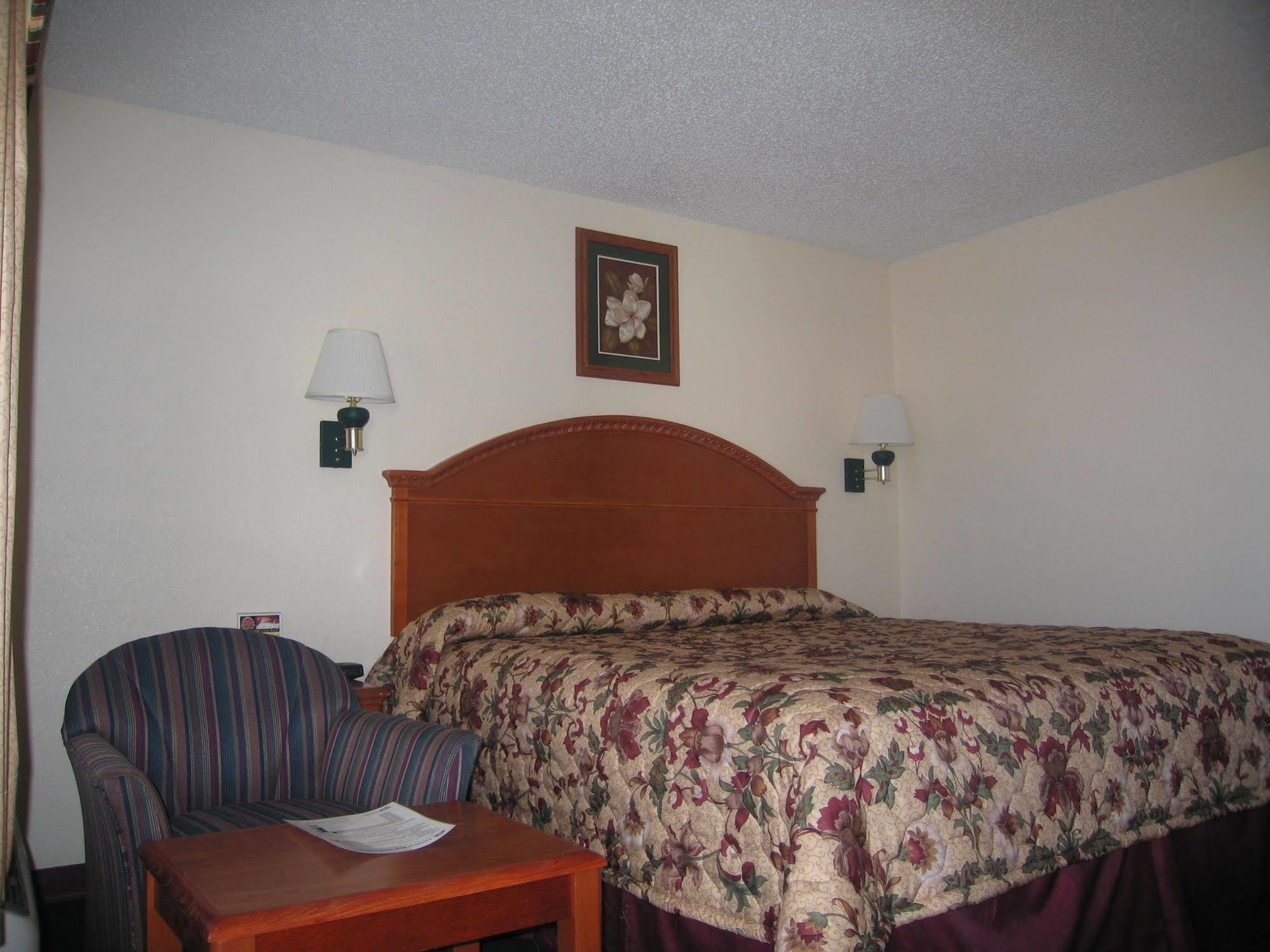 Americas Best Value Inn Lubbock East Kültér fotó