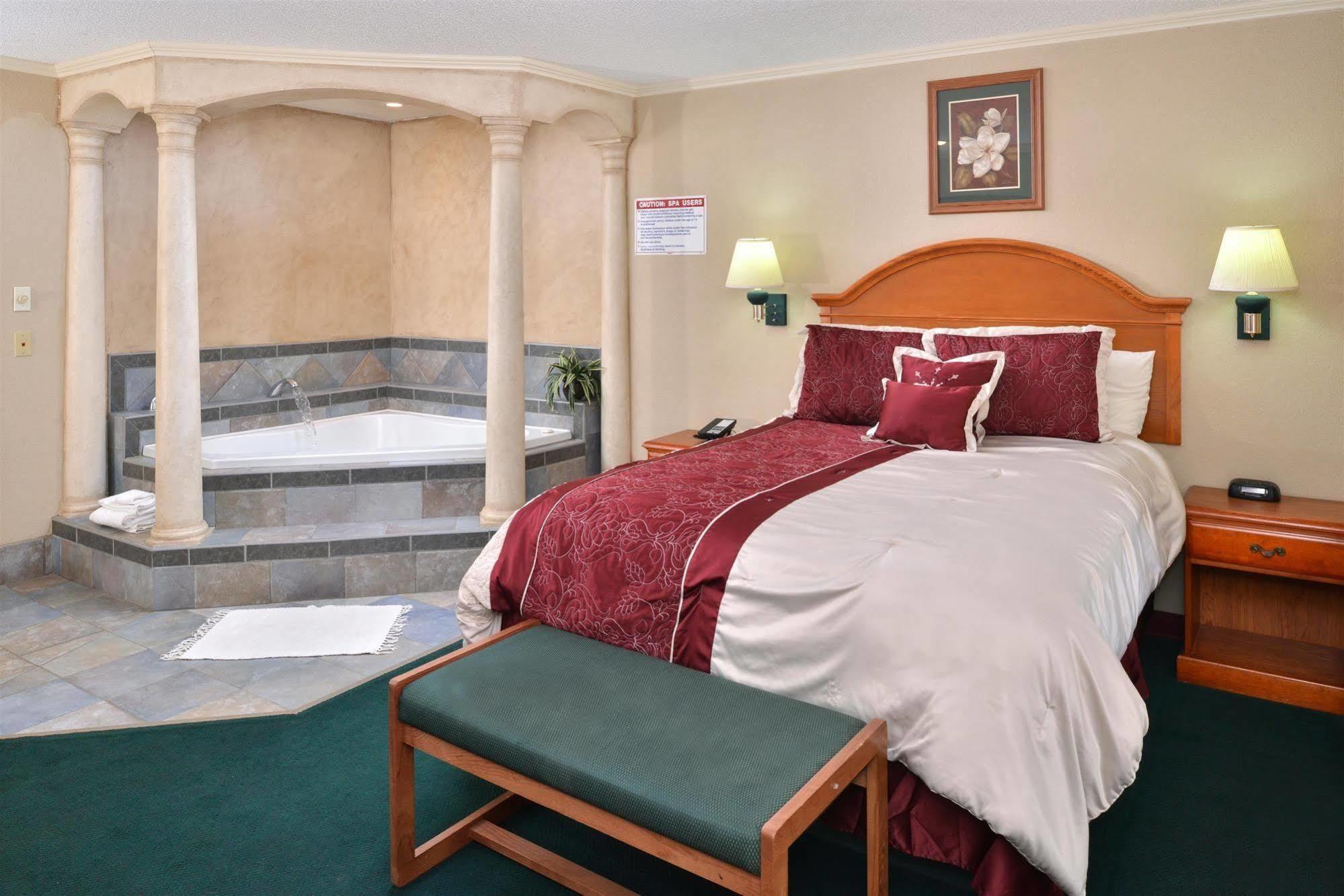 Americas Best Value Inn Lubbock East Kültér fotó