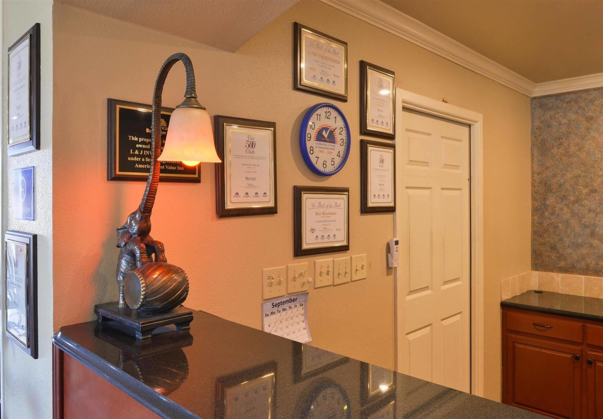 Americas Best Value Inn Lubbock East Kültér fotó