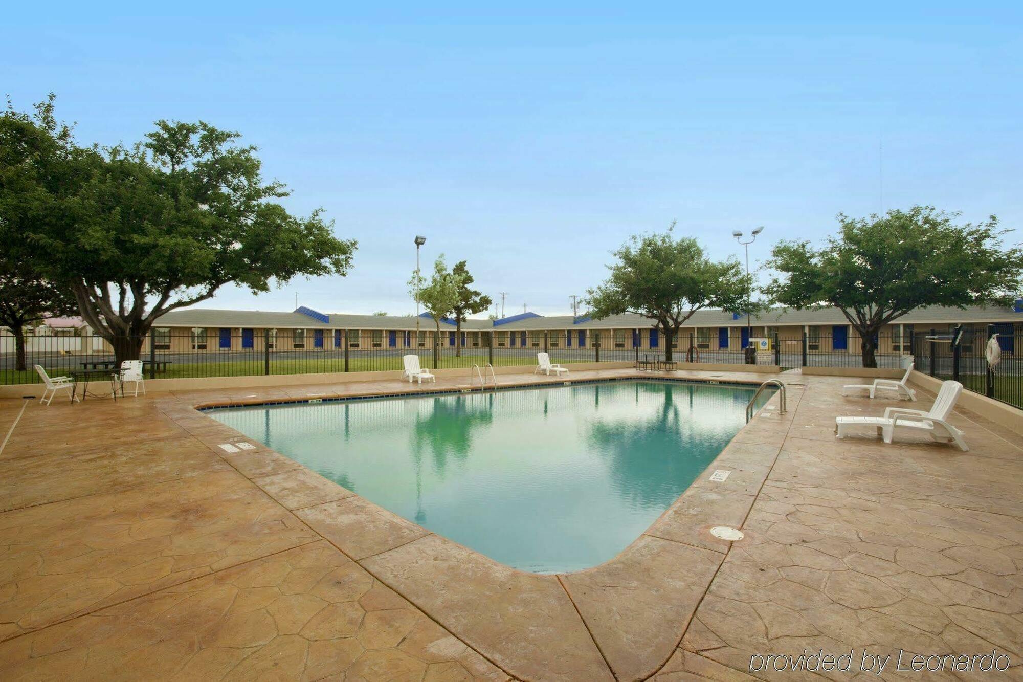 Americas Best Value Inn Lubbock East Kültér fotó